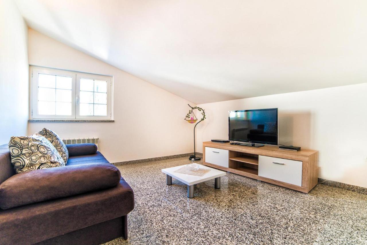 PUY Apartments Ori מראה חיצוני תמונה