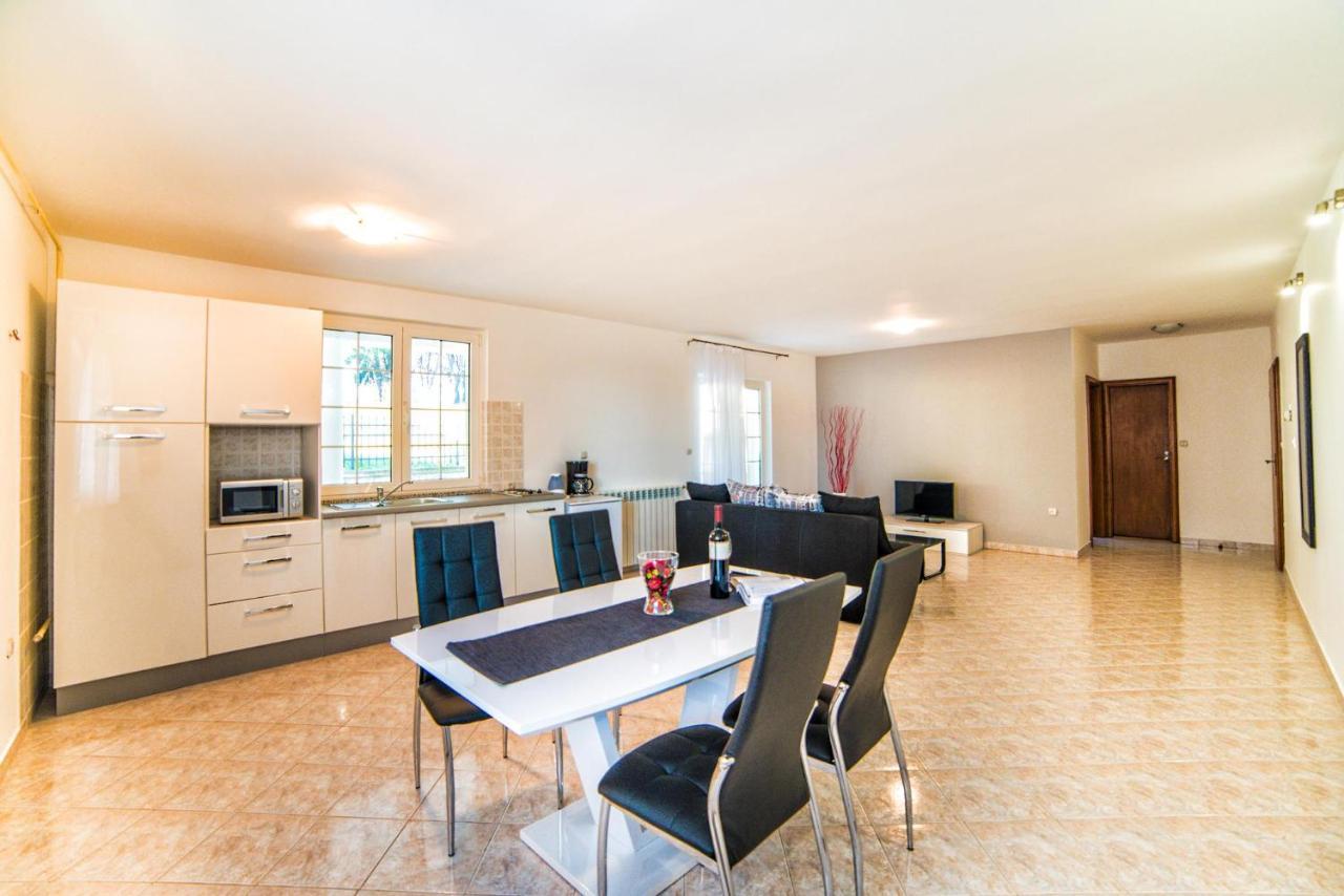 PUY Apartments Ori מראה חיצוני תמונה
