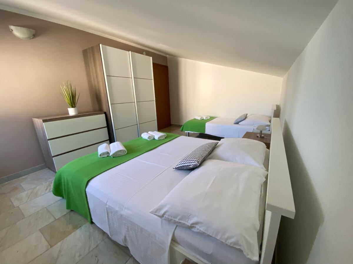 PUY Apartments Ori מראה חיצוני תמונה
