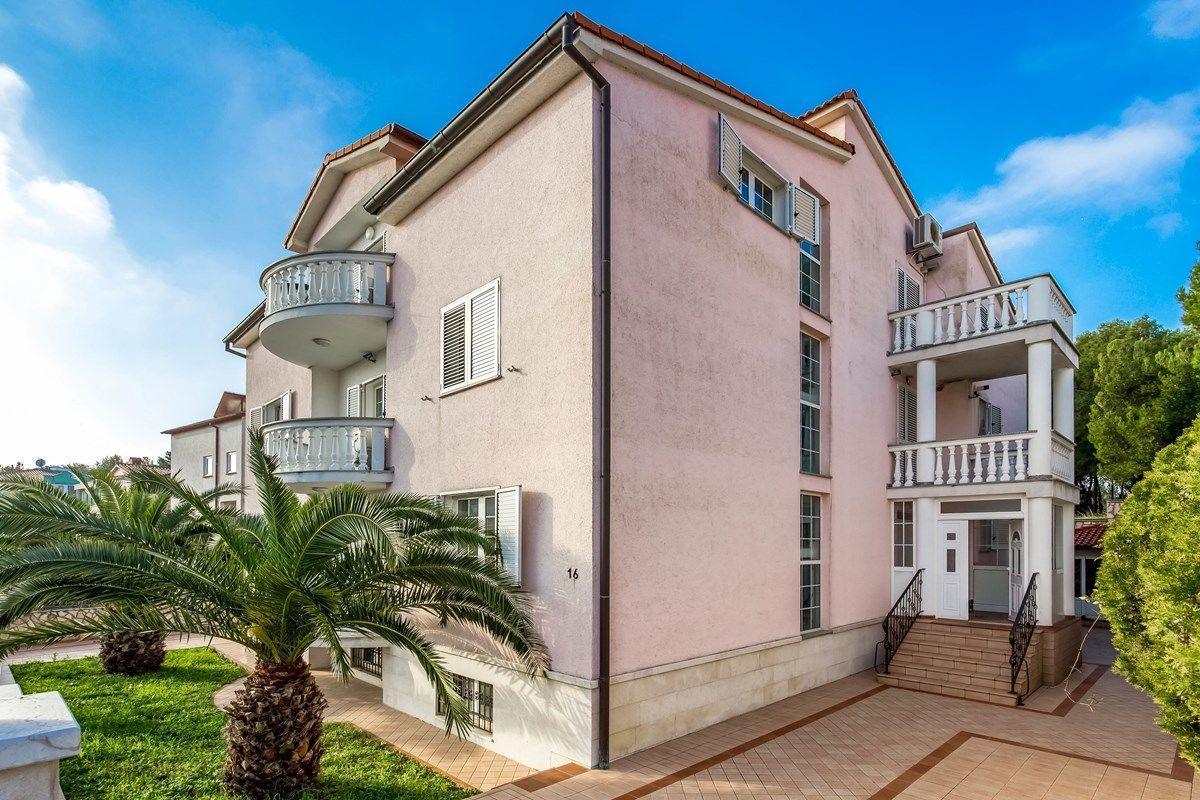 PUY Apartments Ori מראה חיצוני תמונה